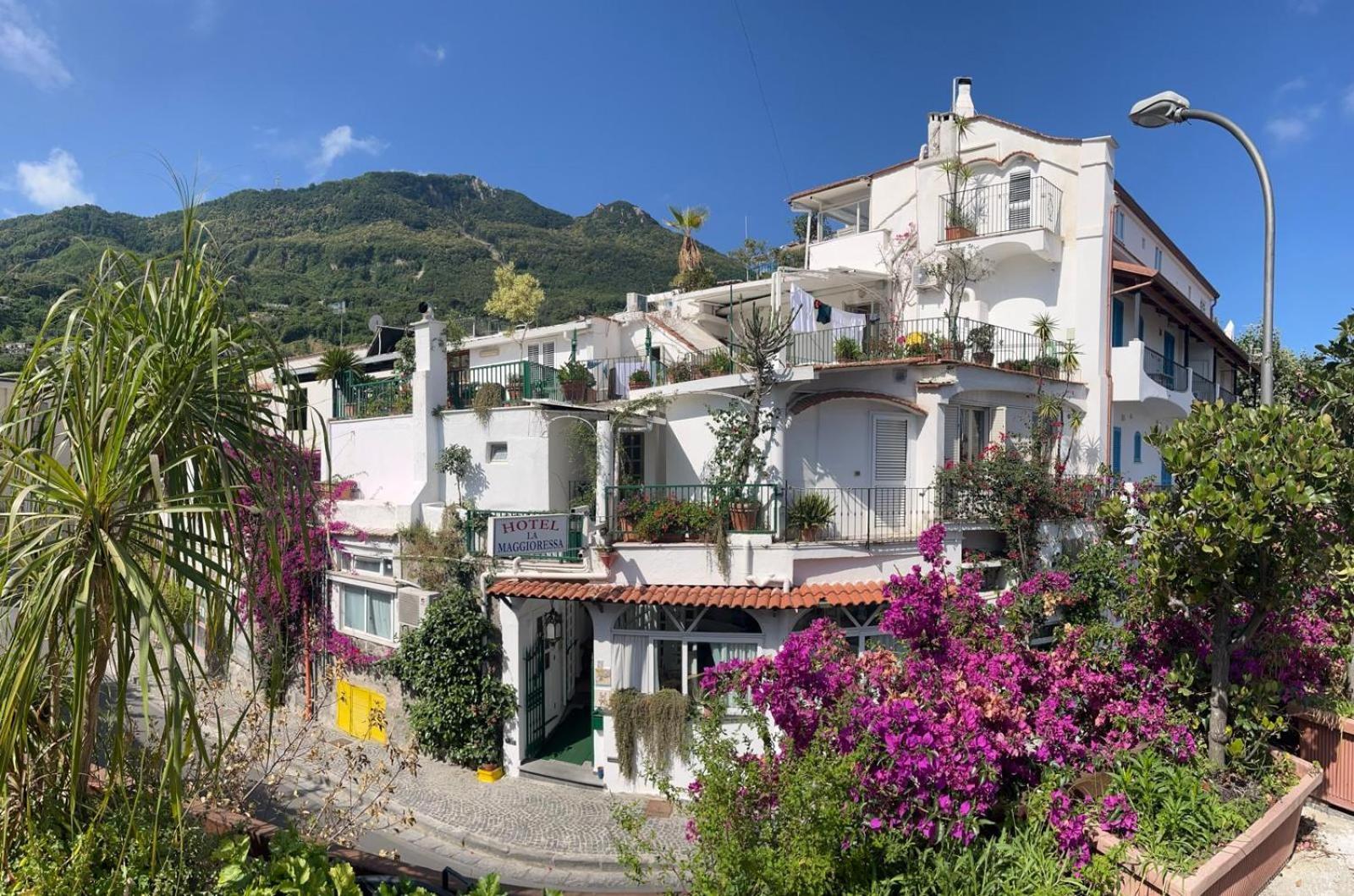 Hotel La Maggioressa Casamicciola Terme Exteriör bild